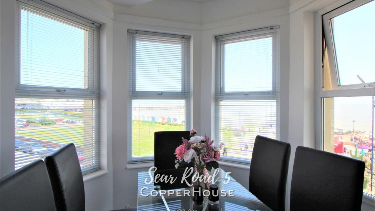 Beautiful Apartments On The Sea Front - Sea Road 5 Felixstowe Exterior photo